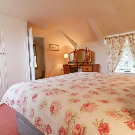 Lower Tamsquite Holiday home